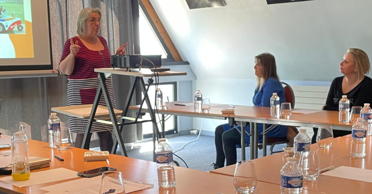 1plus1egal3 - formation